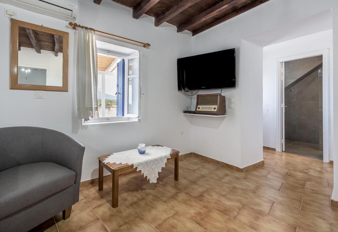 Apartment Sofaki Milos Tripiti