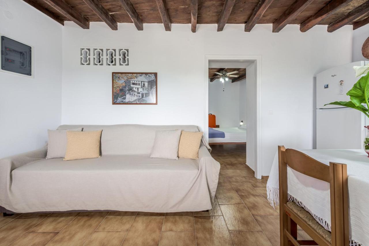 Sofaki Milos Apartment *